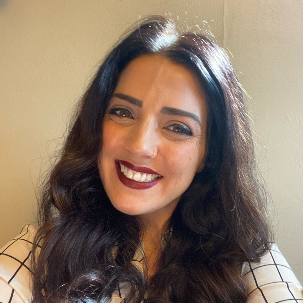 Meet your Posher, Julie